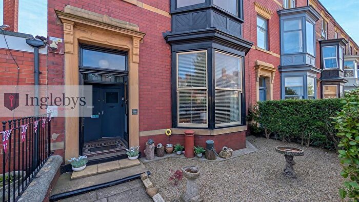 2 Bedroom Flat For Sale In Windsor Road, Saltburn By The Sea, TS12