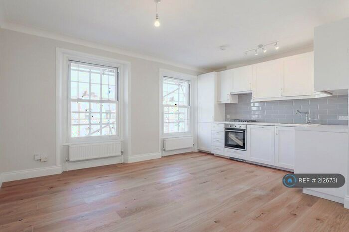 4 Bedroom Flat To Rent In New Cross Road, London, SE14