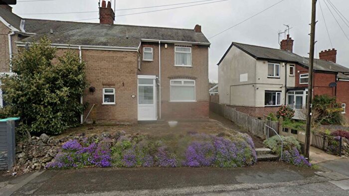 3 Bedroom End Of Terrace House To Rent In Budby Crescent, Meden Vale, NG20