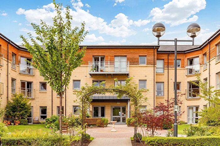 2 Bedroom Flat For Sale In Isla Road, Perth, PH2