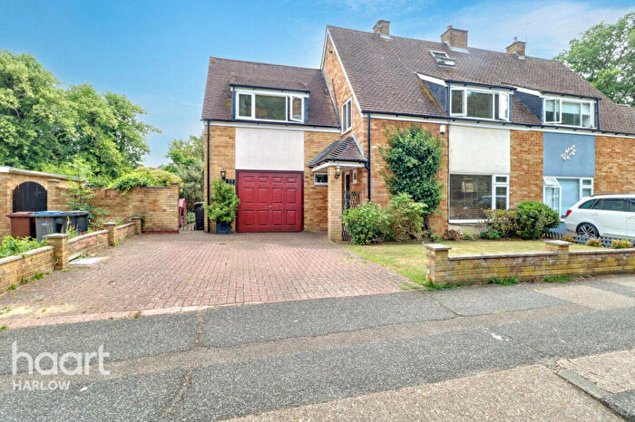 4 Bedroom Semi-Detached House For Sale In Upper Park, Harlow, CM20