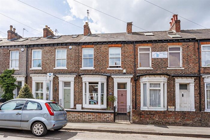 4 Bedroom Terraced House For Sale In Nunthorpe Road, York, YO23