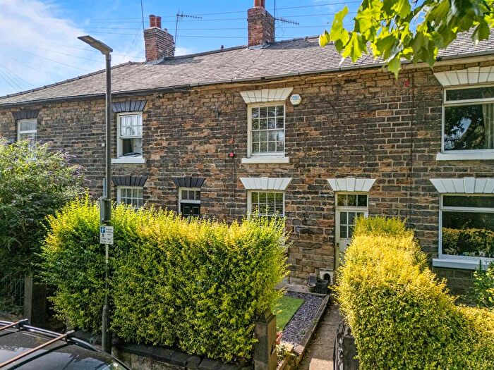 2 Bedroom Terraced House For Sale In Abercrombie Street, Chesterfield, S41