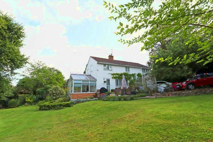 4 Bedroom House To Rent In Battledown, GL52