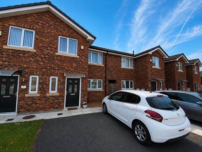 3 Bedroom Town House For Sale In Green View Terrace, Foxdenton Lane, Chadderton, OL9