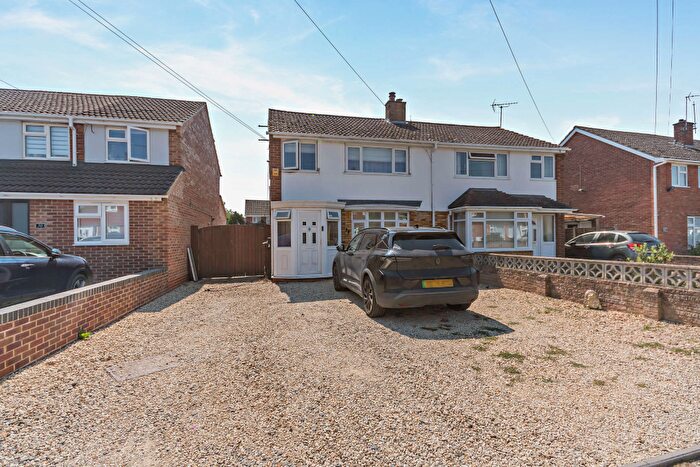 3 Bedroom Semi-Detached House For Sale In Bramley Road, Tewkesbury, GL20