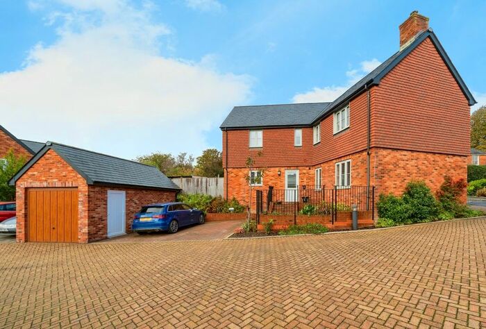 4 Bedroom Detached House For Sale In Windmill Place, Cross In Hand, Heathfield, East Sussex, TN21