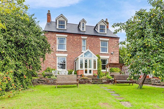 4 Bedroom Detached House For Sale In Jessops Lane, Gedling, NG4