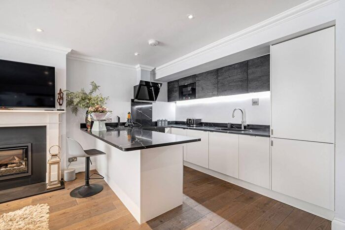 1 Bedroom Flat To Rent In Burnaby Street, Chelsea, London, SW10