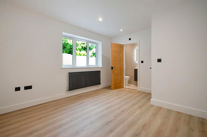 2 Bedroom Detached Bungalow For Sale In Peaslands Road, Saffron Walden, CB11