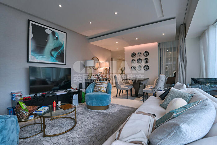 2 Bedroom Apartment To Rent In Sugar Quay, Water Lane, London, EC3R