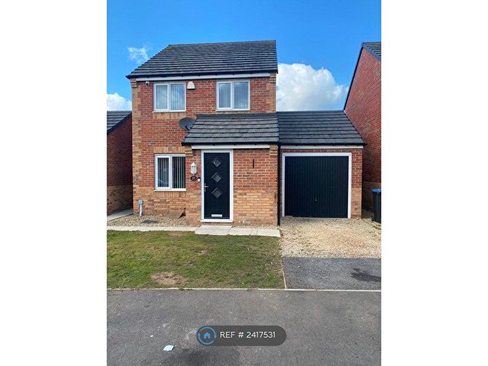 3 Bedroom Detached House To Rent In Middlebeck Close, Middlesbrough, TS3