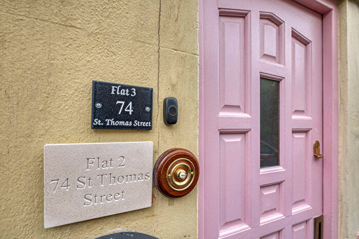 1 Bedroom Flat For Sale In Lovely One Bedroom Flat Centrally Located In Wells, BA5