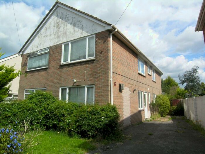 2 Bedroom House To Rent In Bedroom Semi Detached House In Winton, BH9