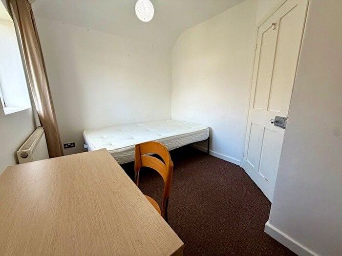 1 Bedroom Property To Rent In Donnington Bridge Road, Oxford, OX4