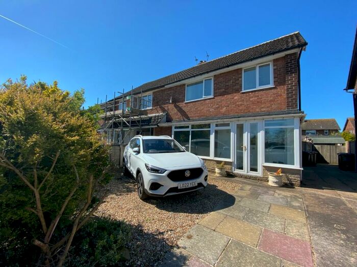 3 Bedroom Semi-Detached House For Sale In Lilac Avenue, Ainsdale, Southport, PR8