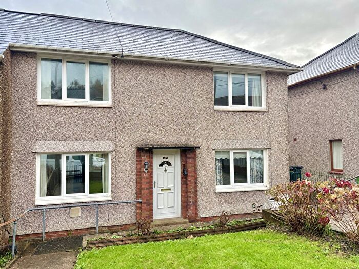 3 Bedroom Semi Detached House For Sale In Heol Y Llwynau, Trebanos, Pontardawe, Swansea., SA8