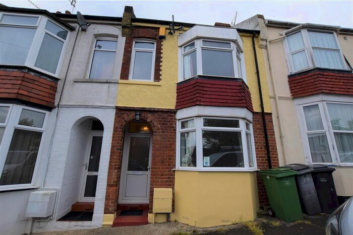 2 Bedroom Terraced House To Rent In The Broadway, Hastings, TN35
