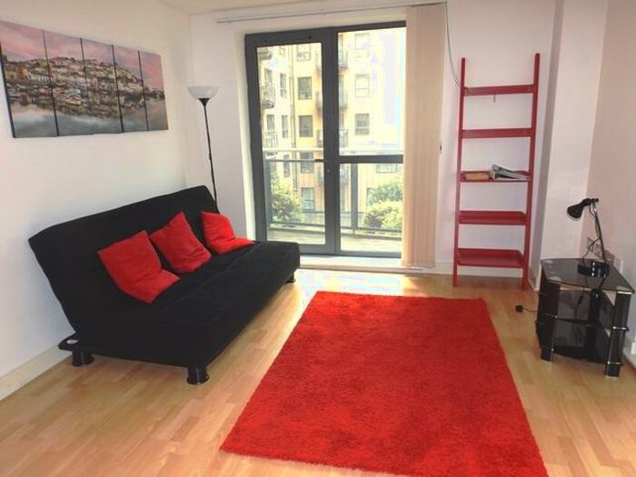 1 Bedroom Apartment To Rent In West One Panorama, Fitzwilliam Street, Sheffield, S1