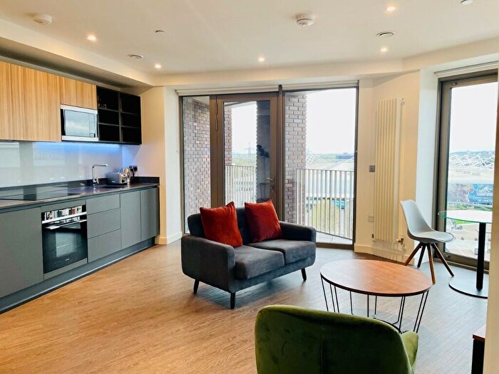 1 Bedroom Flat To Rent In Western Gateway, London, E16