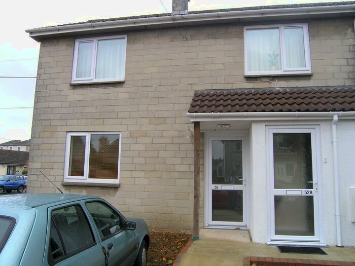 2 Bedroom Flat To Rent In Dickens Avenue, Corsham, SN13