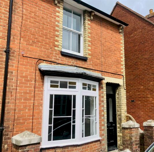 3 Bedroom End Of Terrace House To Rent In St Peters Lane, Canterbury, Kent, CT1