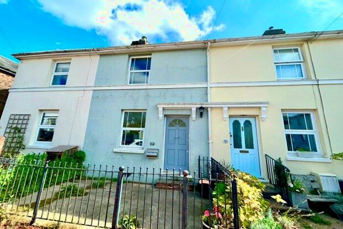 2 Bedroom Property To Rent In St. Peters Street, Tunbridge Wells, TN2