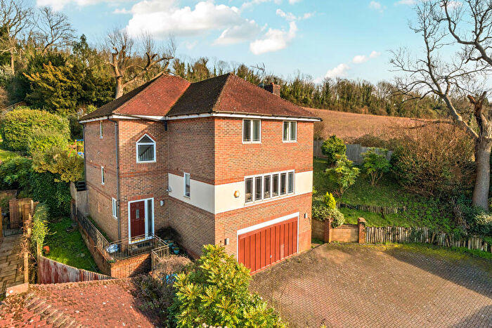 5 Bedroom House For Sale In Deerswood Close, Caterham, CR3