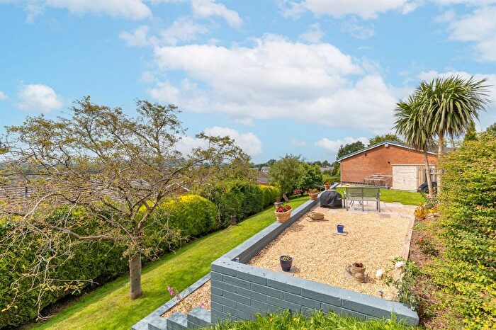 4 Bedroom Detached Bungalow For Sale In Torr Rise, Tarporley, CW6