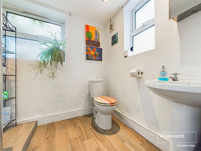 2 Bedroom End Of Terrace House For Sale In Belmont Road, Reading, United Kingdom, RG30