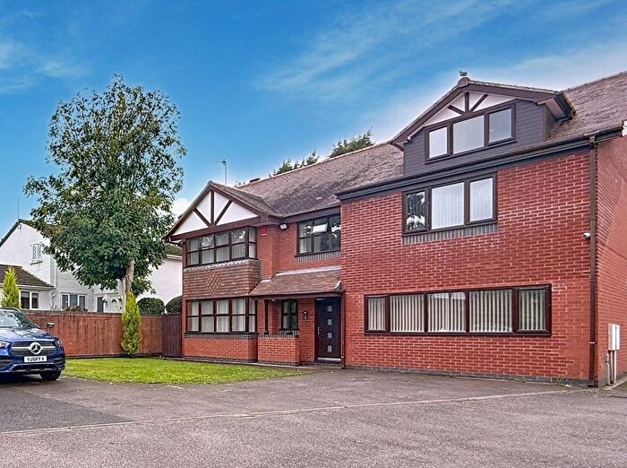 6 Bedroom Detached House To Rent In Orion Court, Newcastle, ST5