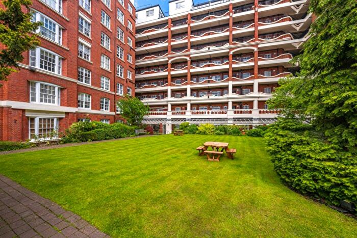 2 Bedroom Apartment To Rent In Grove End House, Grove End Road, St Johns Wood, London, NW8