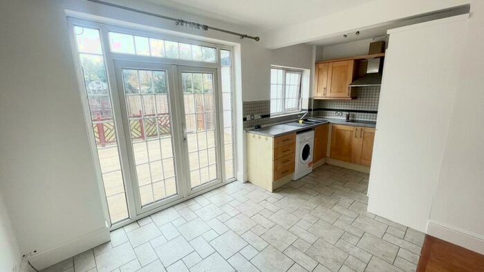 3 Bedroom Terraced House To Rent In Catherine Road, Enfield, EN3
