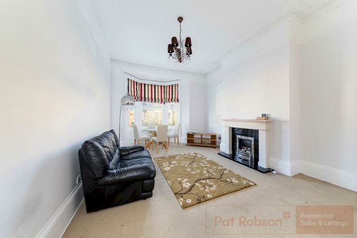 2 Bedroom Apartment To Rent In St. Georges Terrace, Jesmond, NE2