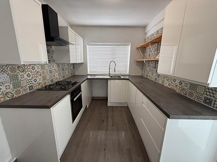 2 Bedroom House To Rent In Cecil Street, Manselton, SA5