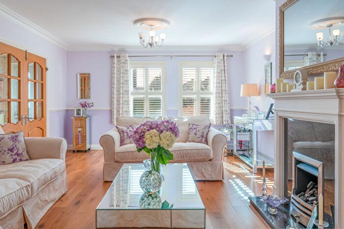 5 Bedroom Detached House For Sale In Devizes Road, Hilperton, BA14