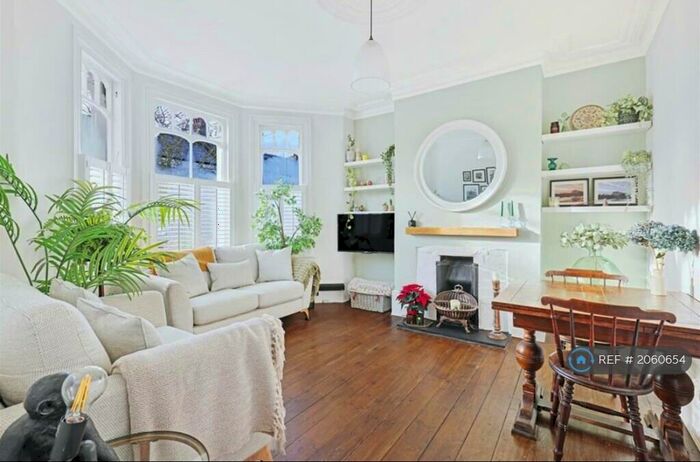 2 Bedroom End Of Terrace House To Rent In College Road, London, N21