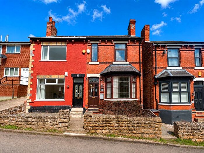 3 Bedroom Semi-Detached House For Sale In Thorneywood Rise, Thorneywood, Nottingham, NG3