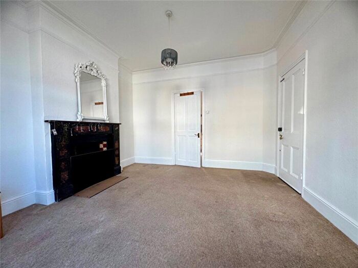 1 Bedroom Apartment To Rent In Waddon Park Avenue, Waddon, Croydon, Surrey, CR0