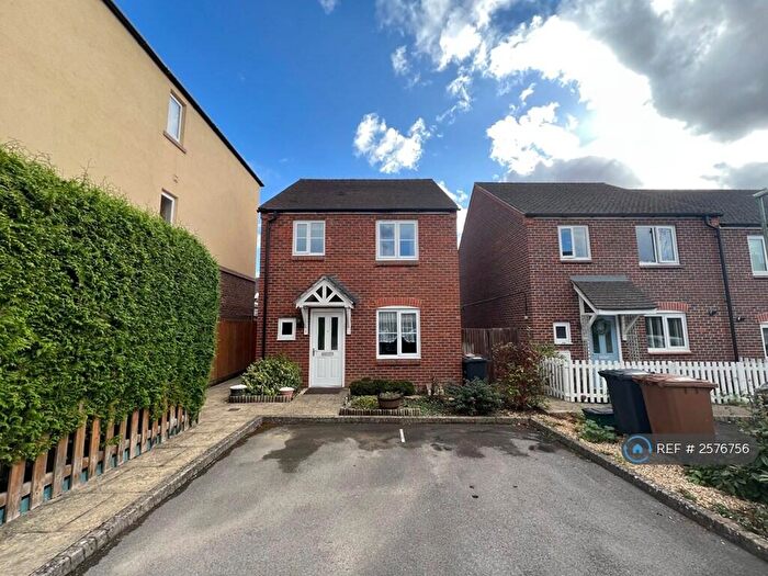 3 Bedroom Detached House To Rent In Bramble Walk, Andover, SP11