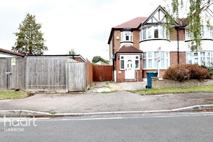 3 Bedroom Semi-Detached House For Sale In Sancroft Road, Harrow, HA3