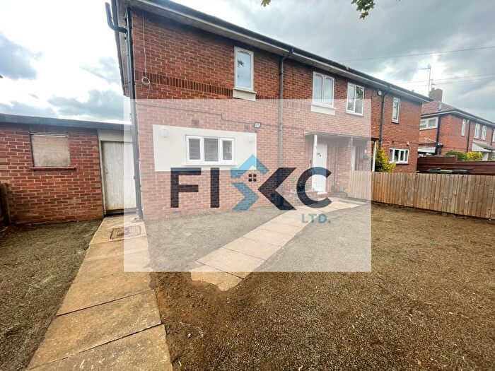 4 Bedroom Semi-detached House To Rent In Sycamore Avenue, Dogsthorpe, Peterborough, Cambridgeshire, PE1