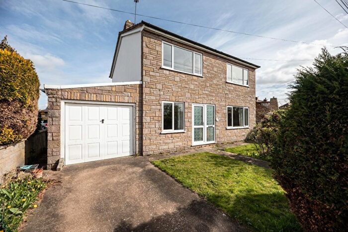 4 Bedroom Detached House For Sale In Lower Mickletown, Methley, Leeds, LS26
