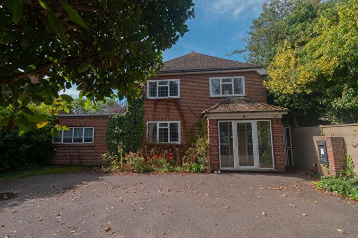 3 Bedroom Detached House For Sale In Callis Court Road, Broadstairs, Kent, CT10