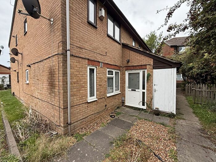 1 Bedroom Terraced House For Sale In Bader Gardens, Slough, Berkshire, SL1