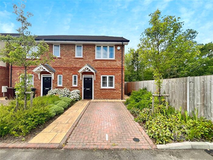 3 Bedroom Semi Detached House For Sale In Denton Close, Ash Vale, Aldershot, GU12