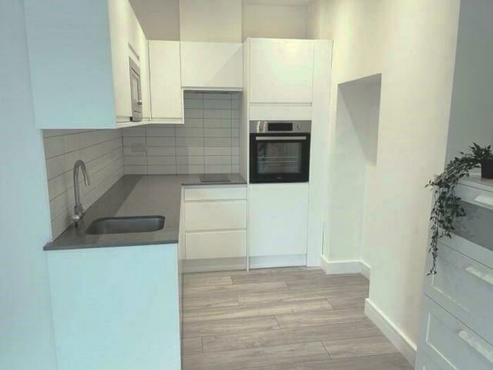 Studio To Rent In Mount View Road, Crouch End, N4