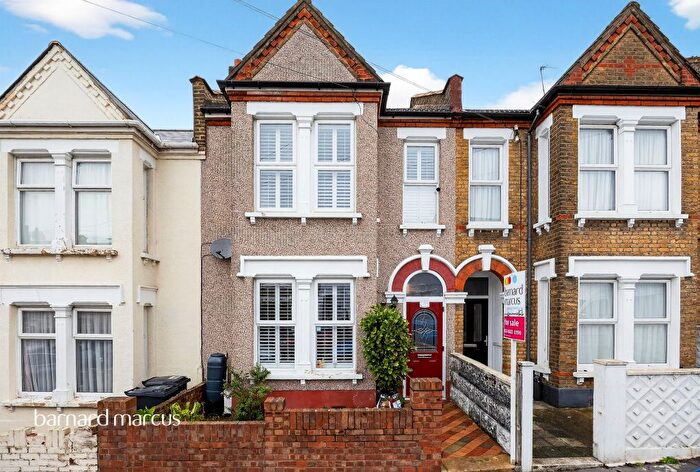 3 Bedroom Terraced House For Sale In Woodville Road, Thornton Heath, CR7