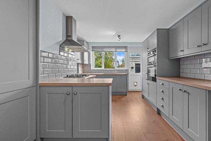 2 Bedroom Detached Bungalow For Sale In Blandford Avenue, Kettering, NN16