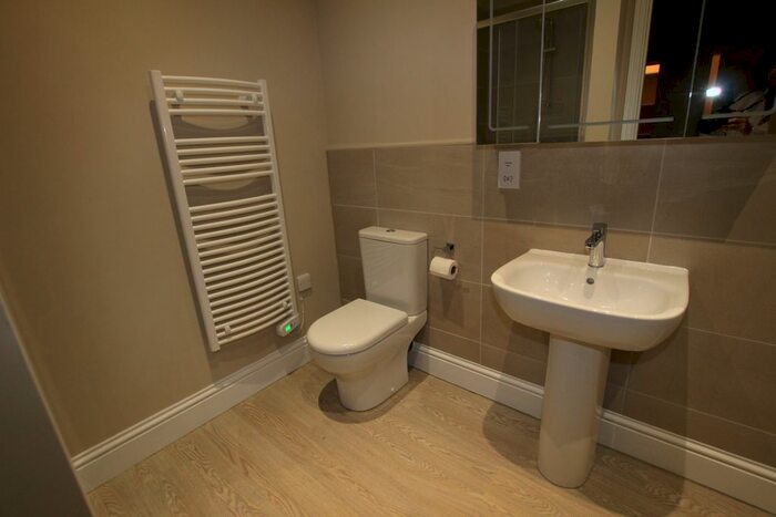 1 Bedroom Flat To Rent In Clinton House, Clinton Terrace, The Park, NG7